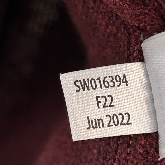 Women's V-Neck Burgundy Sweater - Picture 6 of 9